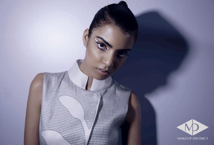 الوكالات والعقود طويلة الأمد من Makeup District