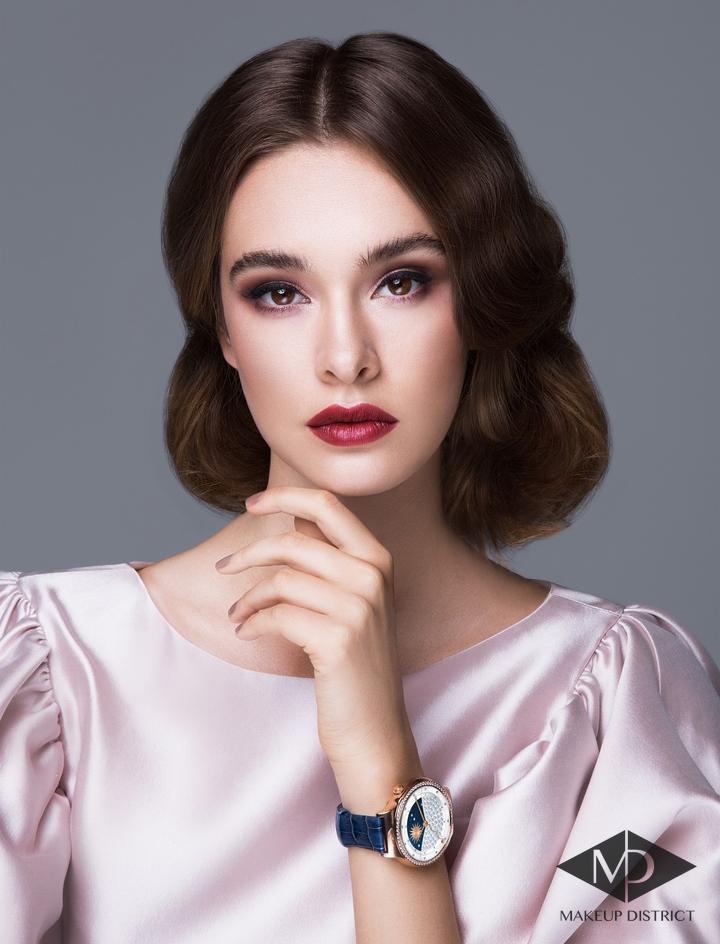 قصّ الشعر والسشوار من Makeup District