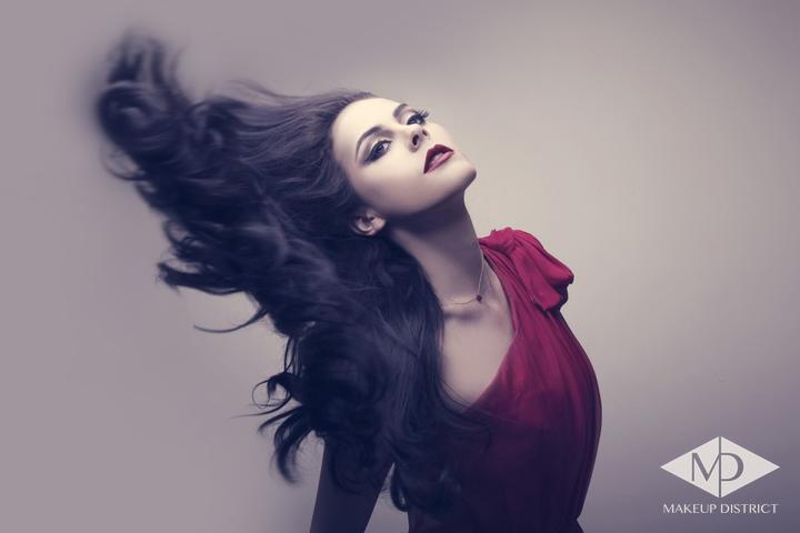 قص شعر وسشوار من Makeup District