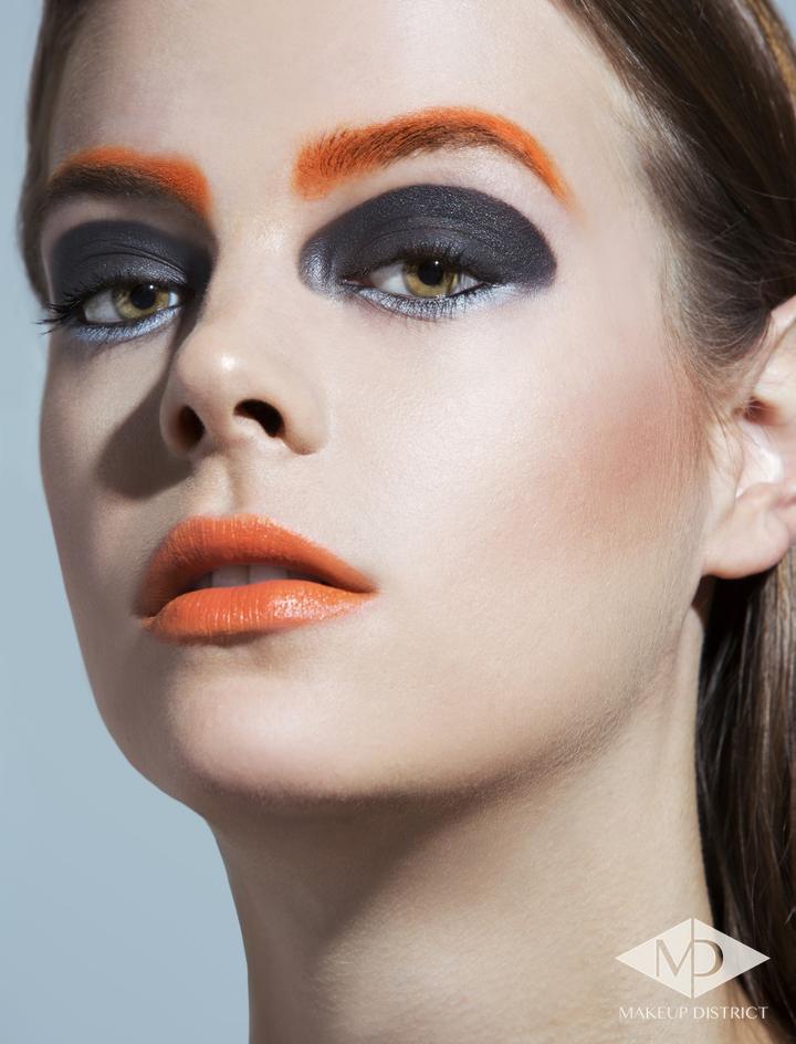 مكياج تحريري من Makeup District