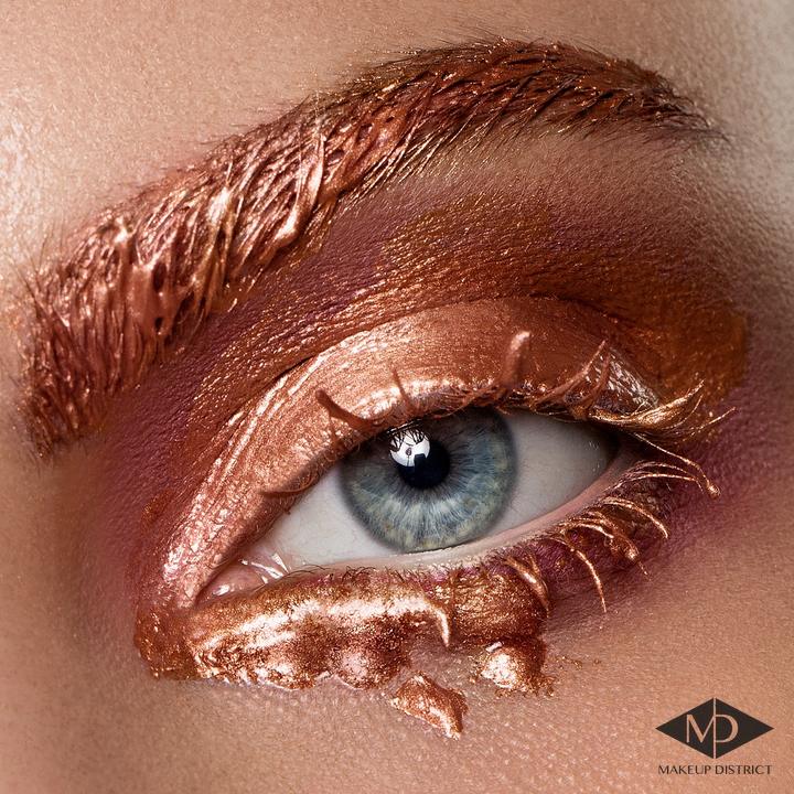 مكياج تحريري من Makeup District